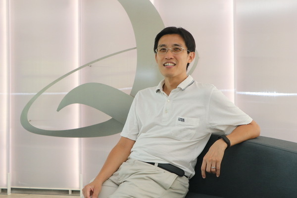 Professor Yeong-Cherng Liang