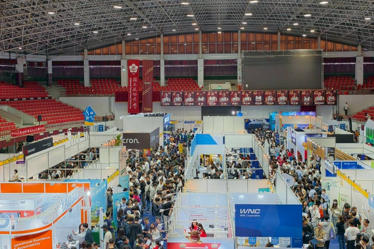 南部是全球半導體產業發展核心，現場亦有不少北部學校畢業生返鄉求職