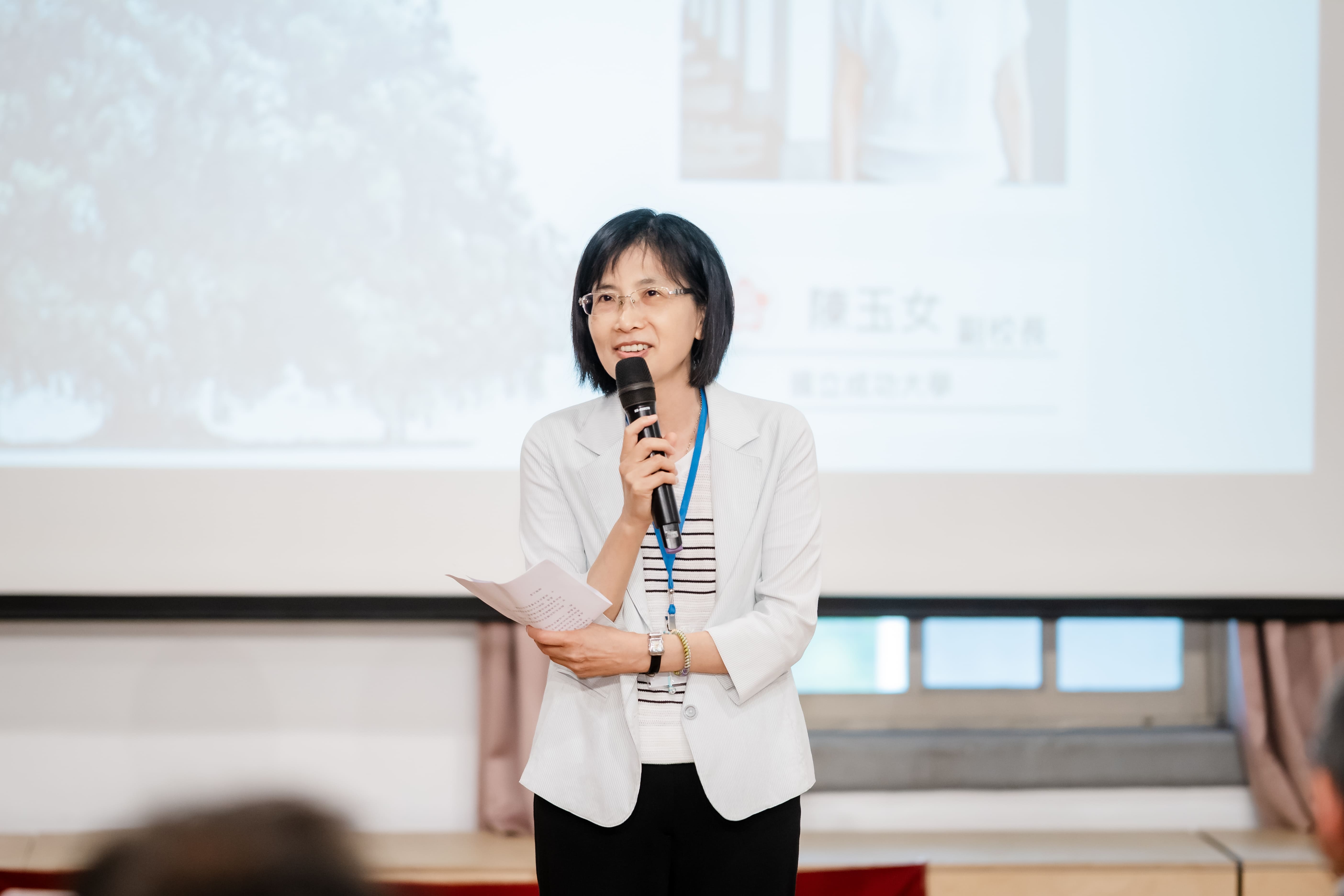 成大陳玉女副校長致詞歡迎貴賓蒞臨，並表示本次活動不僅是展示研究成果，更重要的是見證科技如何與校園、城市產生深度連結。