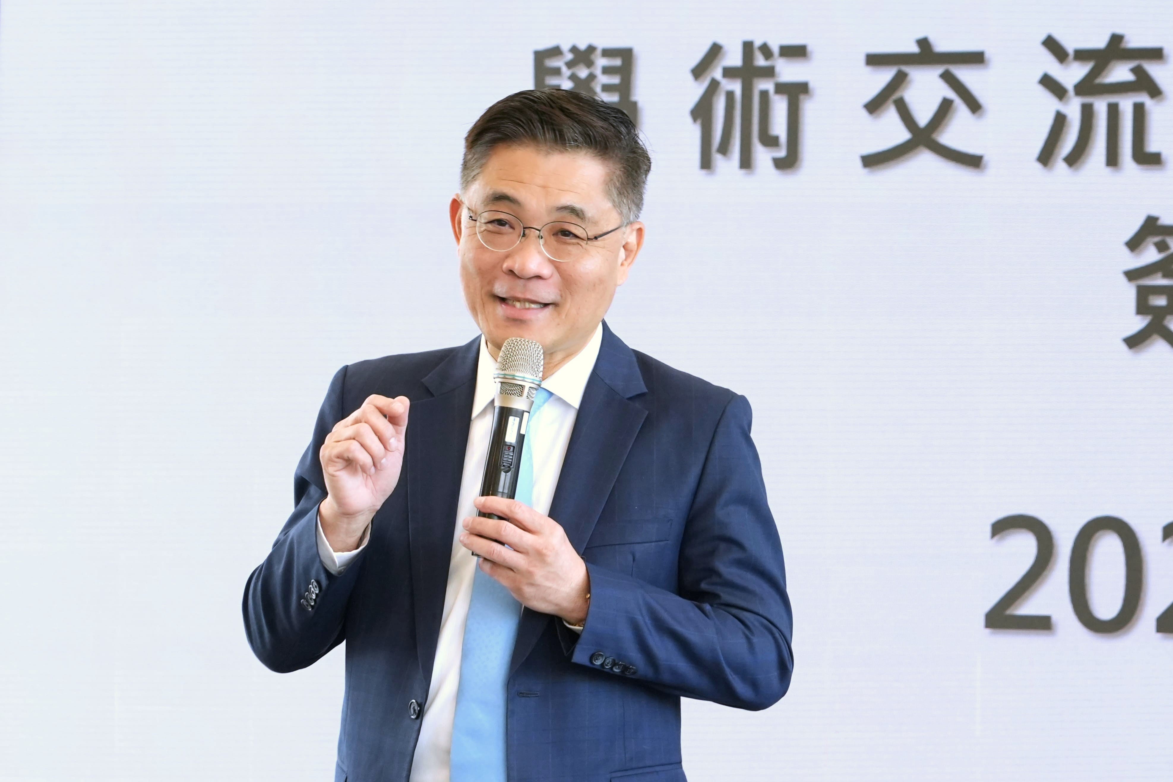 沈孟儒校長致詞感謝各校師長百忙之中蒞臨成大,共同見證此次重要的合作里程碑